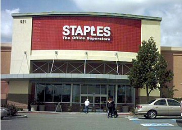 Office supply retailer Staples is closing its Framingham store